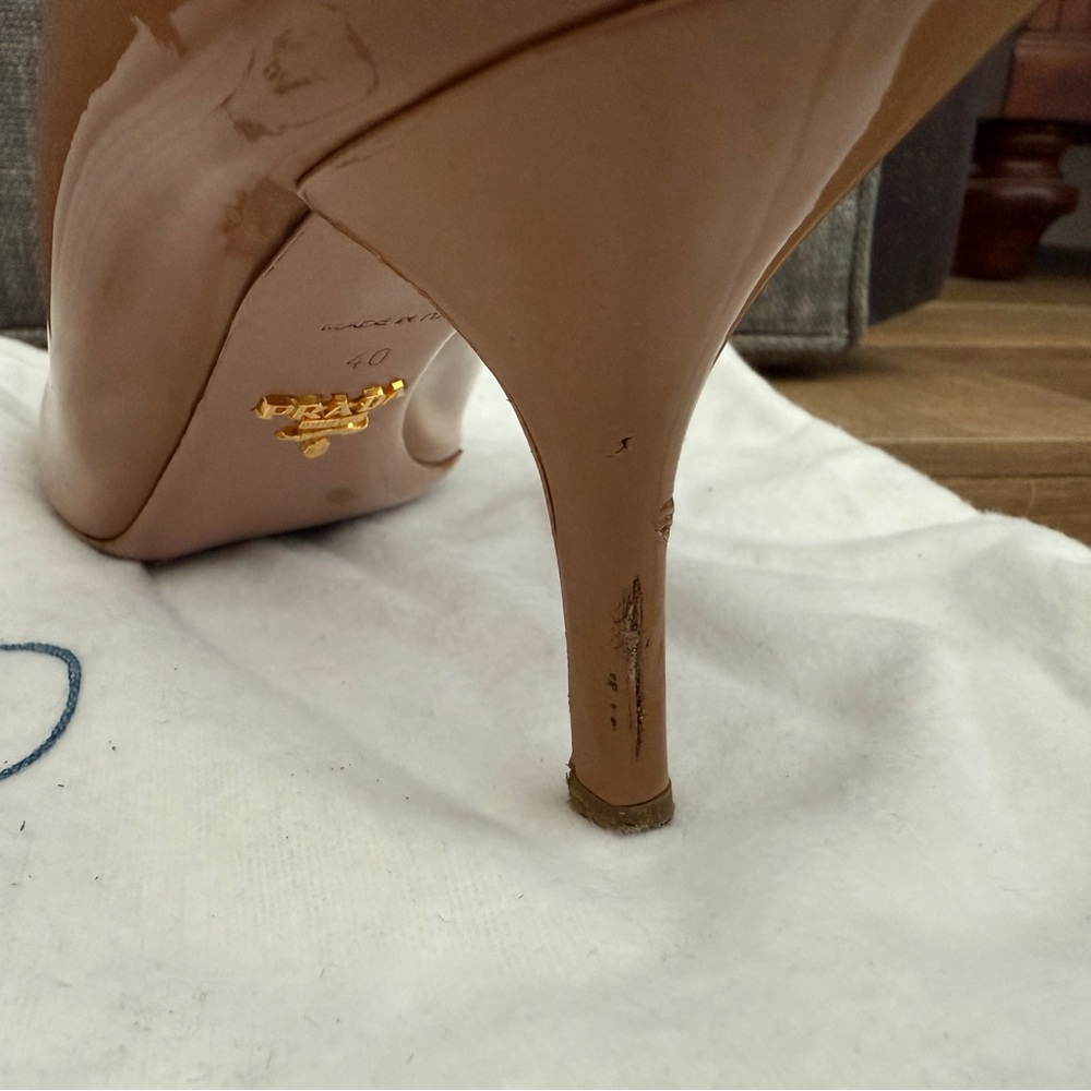 Authentic Prada Patented Leather Tan Heels, Size 40 (fit like US 9.5) - Picture 9 of 11